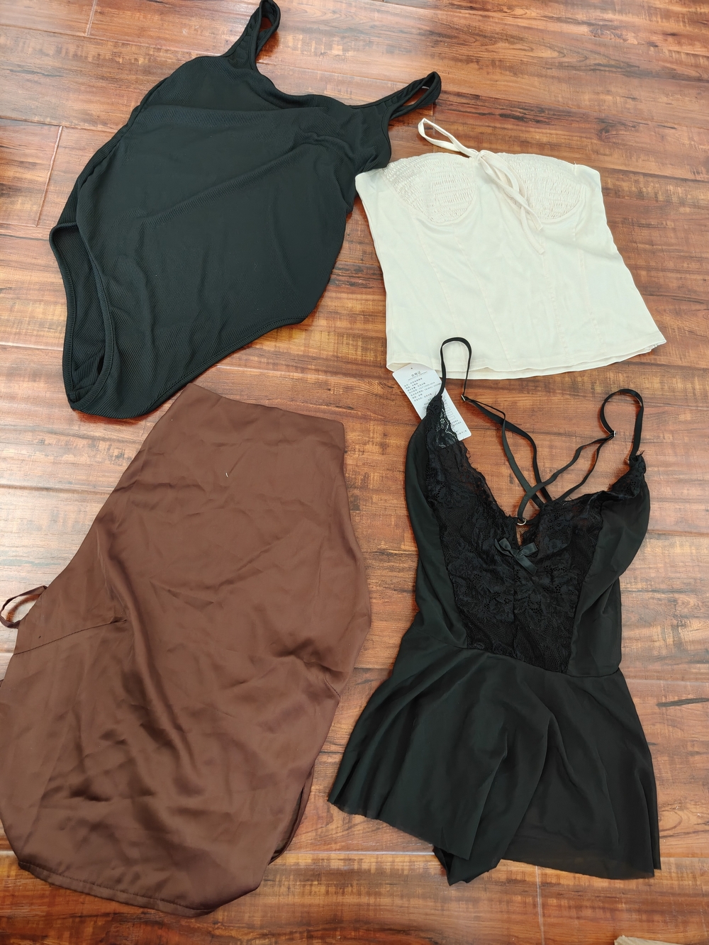 New Women's Tops Bundle - All Size m